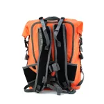 Oranger wasserdichter Rucksack für Mehrtagestouren und Wassersport – Zulupack® Nomad 35L IP67