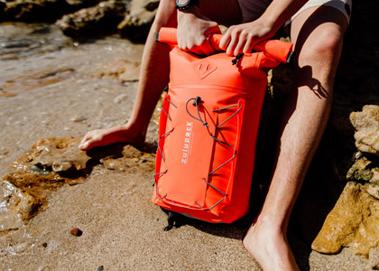 Rolltop-Rucksack oder Reißverschluss – Welche Lösung ist besser?