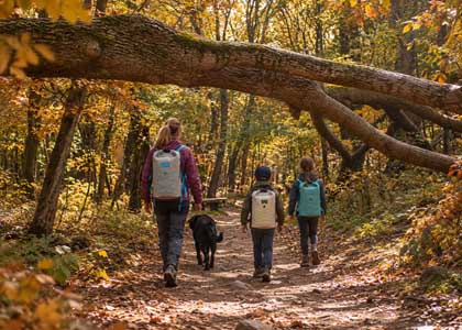 Wandern mit Kindern – Tipps für Tourenplanung, Ausrüstung und Rucksack